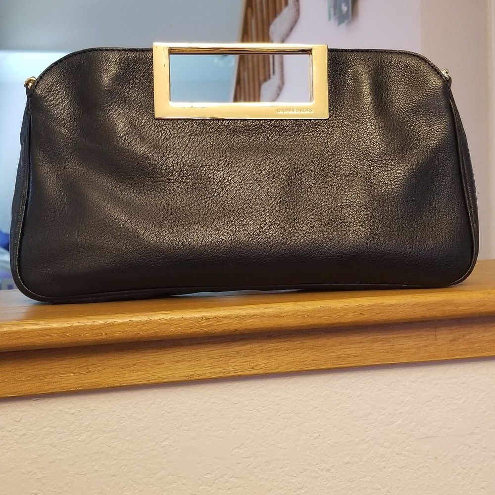 Michael Kors Berkley Large Clutch in Black/Gold
